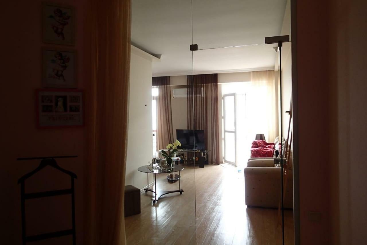 Cocorina Apartment Batumi Exterior foto